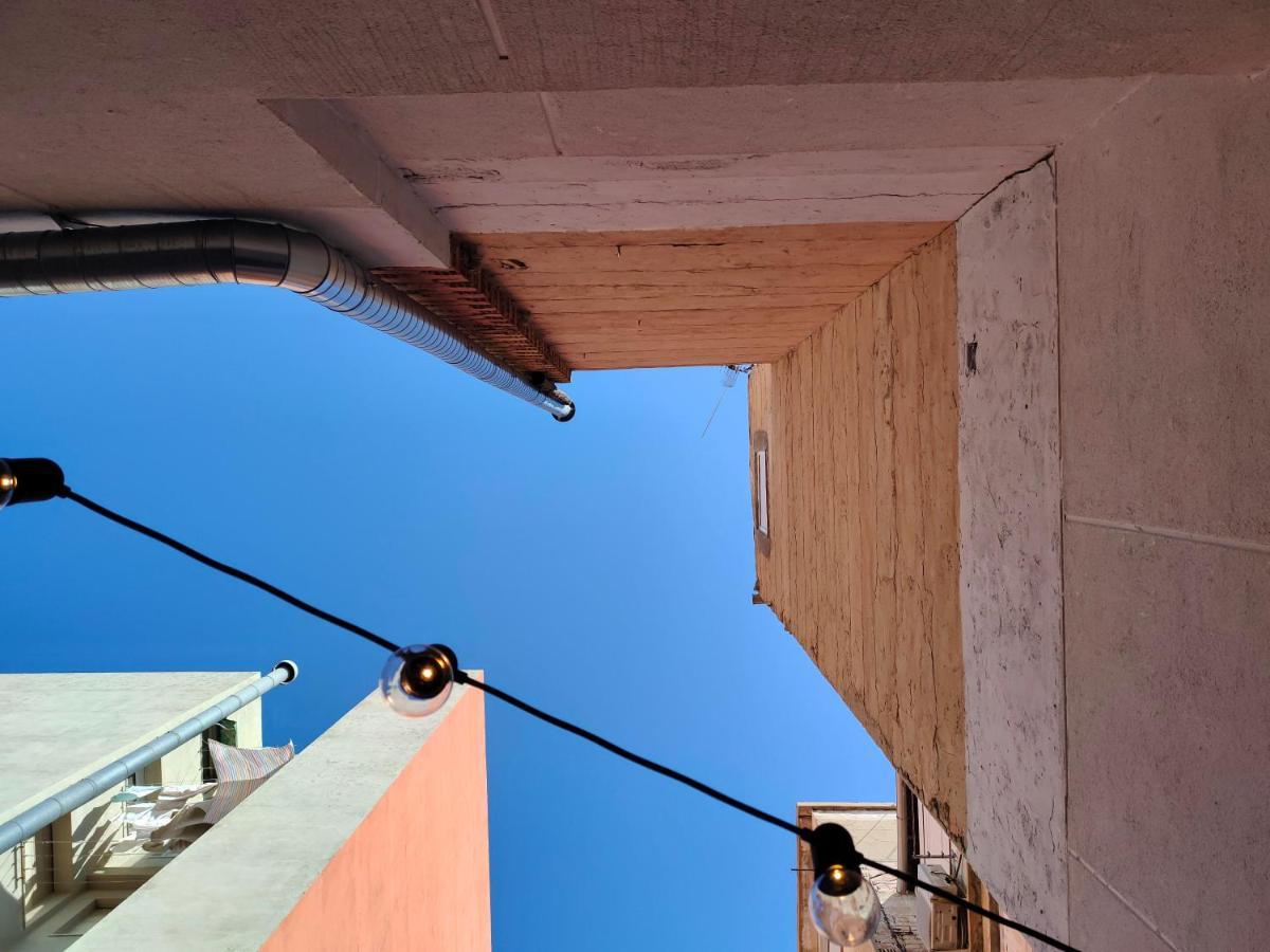 Hola Apartament Alicante Bagian luar foto